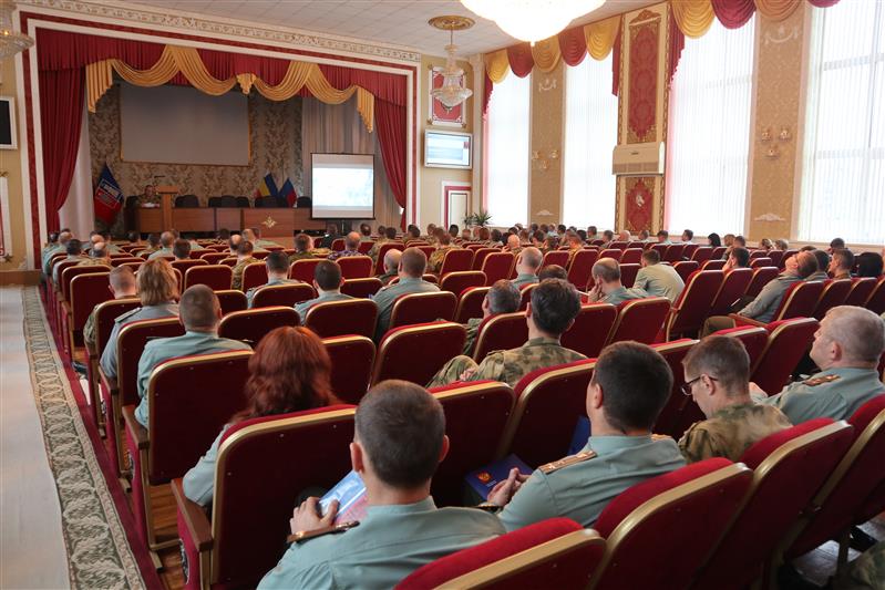 В управлении Южного округа Росгвардии состоялся показ документального фильма о графе Комаровском
