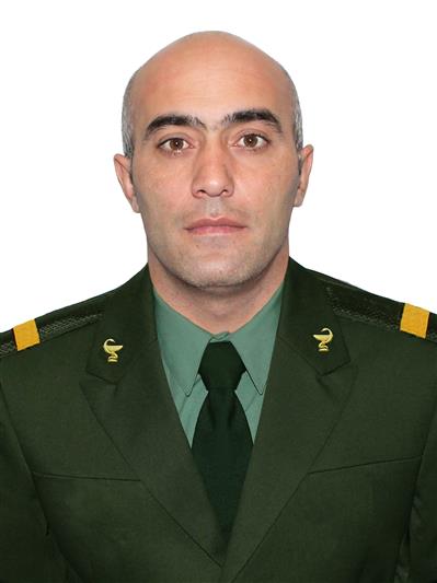 Военнослужащий грозненского соединения Росгвардии оказал первую помощь мужчине, у которого случился приступ болезни