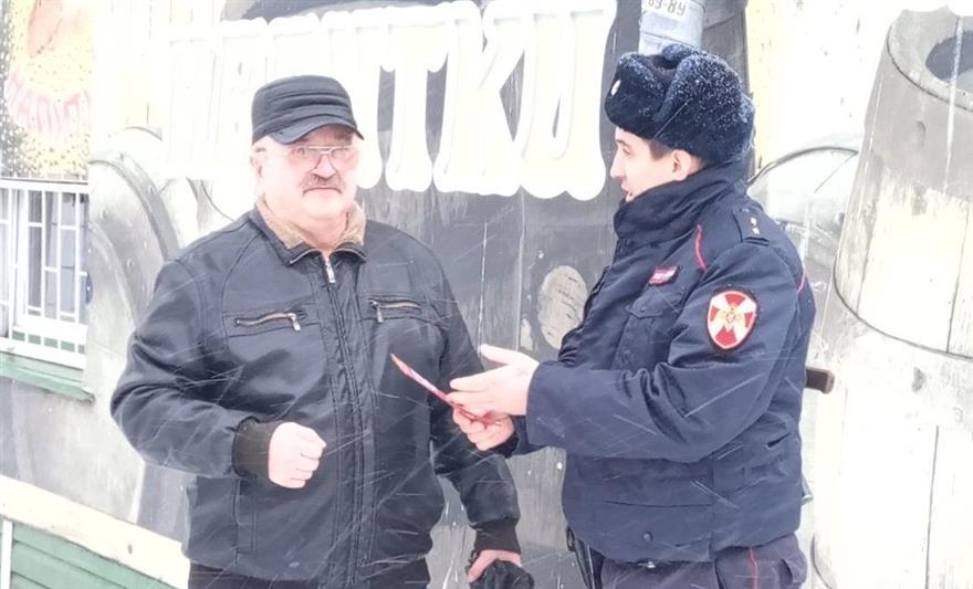 В Уральском округе Росгвардии проходят мероприятия в рамках всероссийской ведомственной акции «Безопасный Новый год»