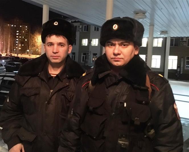 Росгвардейцы в Югре задержали нетрезвого водителя, который попытался скрыться с места ДТП и имевших при себе незарегистрированное оружие