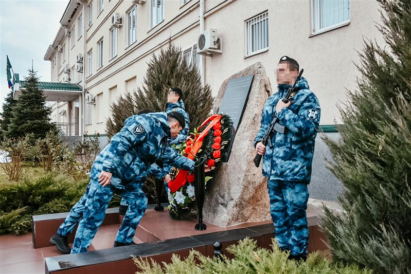 Росгвардейцы из Адыгеи провели в школах уроки мужества  