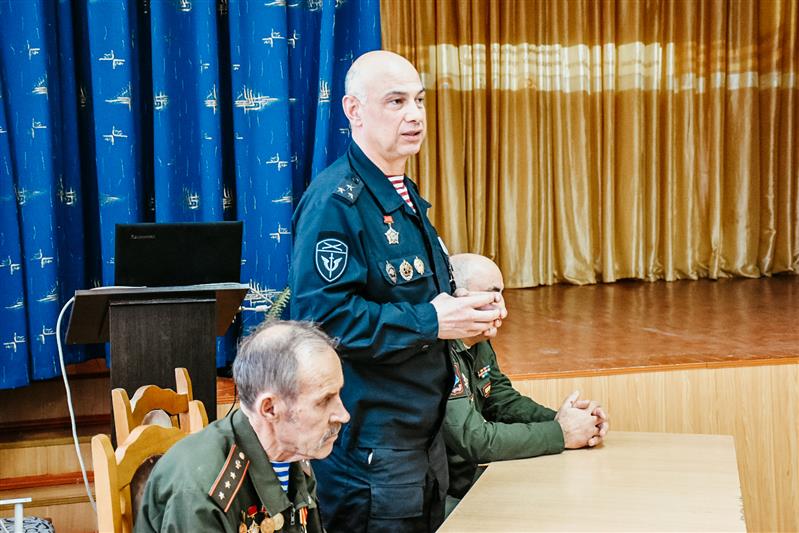 Росгвардейцы из Адыгеи провели в школах уроки мужества  