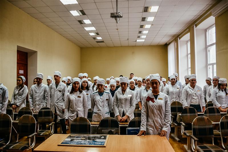 Росгвардейцы из Адыгеи провели в школах уроки мужества  