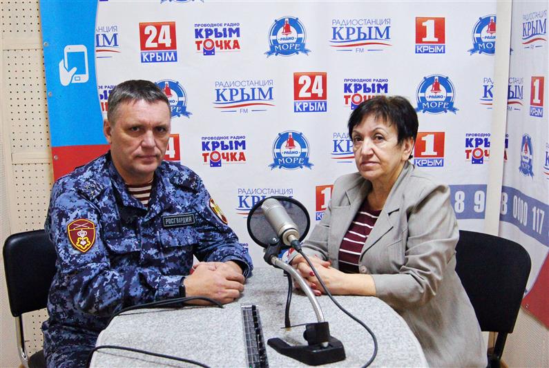 Руководитель крымской вневедомственной охраны рассказал радиослушателям Симферополя о деятельности подчинённых 
