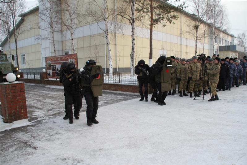 Заседанием итогового военного совета завершился оперативный сбор руководящего состава Восточного округа Росгвардии