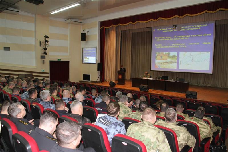 Заседанием итогового военного совета завершился оперативный сбор руководящего состава Восточного округа Росгвардии