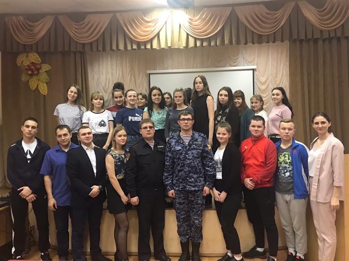 В Уральском округе Росгвардии состоялись торжественные мероприятия, посвященные Дню Конституции 