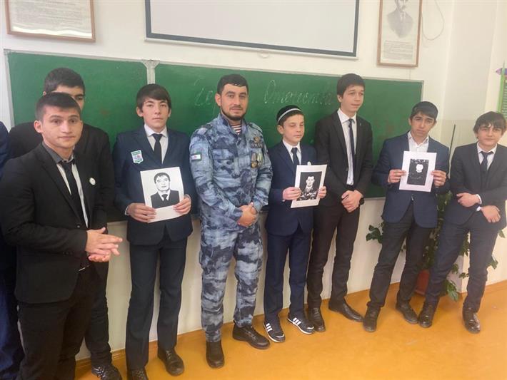 В День Героев Отечества сотрудники Росгвардии провели тематическое мероприятие для школьников Ингушетии