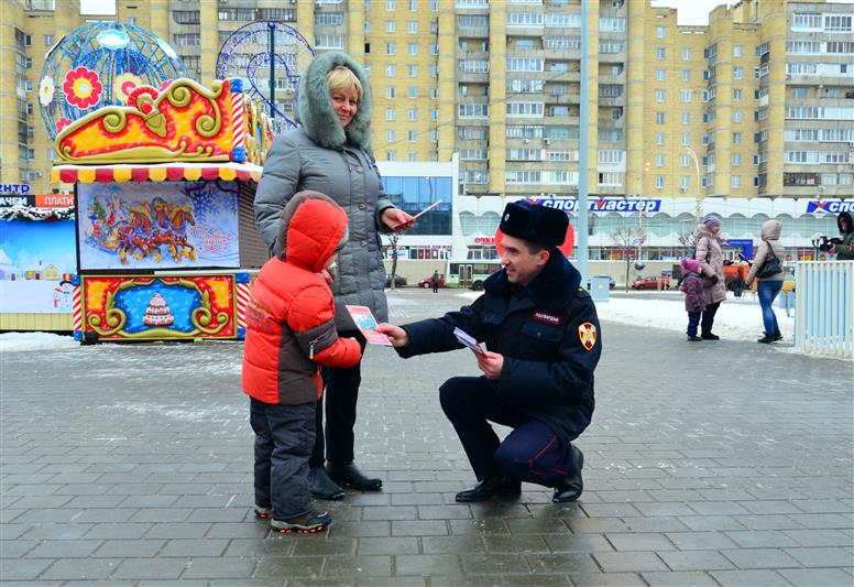 В Тамбове Росгвардия проводит акцию «Безопасный новый год».