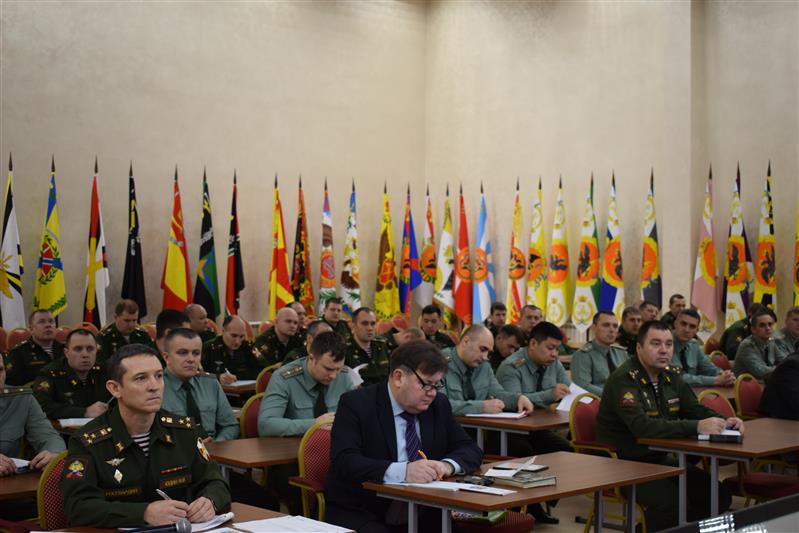 На факультете войск национальной гвардии Военного университета состоялся круглый стол, посвященный подвигу Героя России майора Никиты Кулькова
