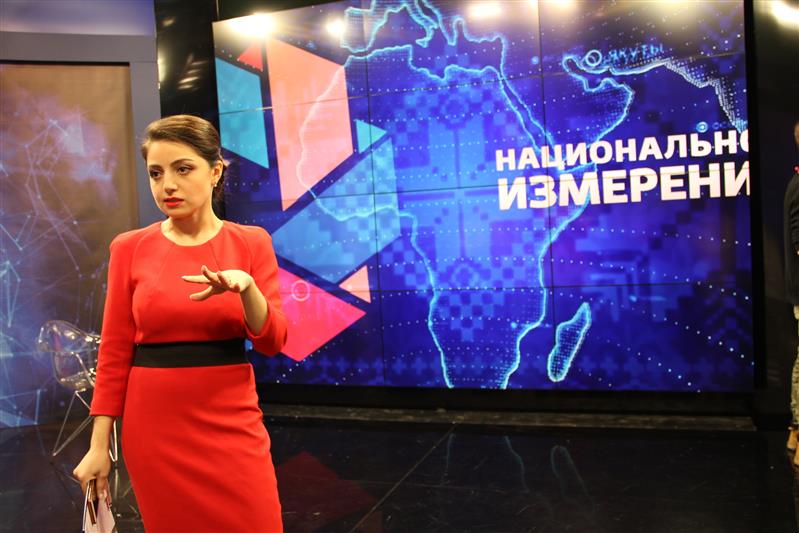 Пресс-служба Управления Росгвардии по Свердловской области организовала для юных журналистов экскурсию в студию регионального телевидения