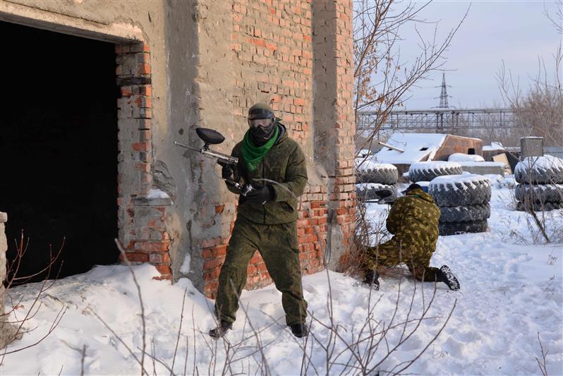 В новогодние праздники росгвардейцы Уральского округа вместе с семьями активно участвуют в спортивных мероприятиях