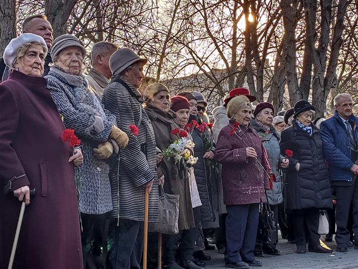 Росгвардейцы юга России присоединились к памятным мероприятиям, приуроченным  к 76-й годовщине полного снятия блокады Ленинграда 