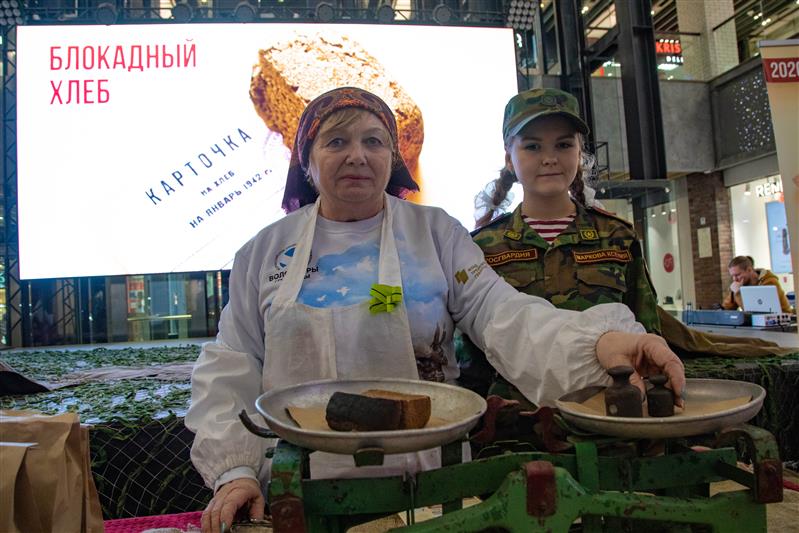 В Нижнем Новгороде росгвардейцы приняли участие  во всероссийской акции памяти «Блокадный хлеб» (ВИДЕО)