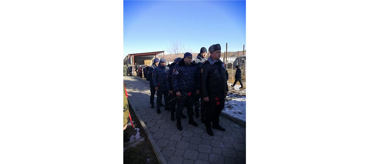 Росгвардейцы приняли участие в мероприятиях, приуроченных к 77-й годовщине освобождения Черкесска от немецко-фашистских захватчиков