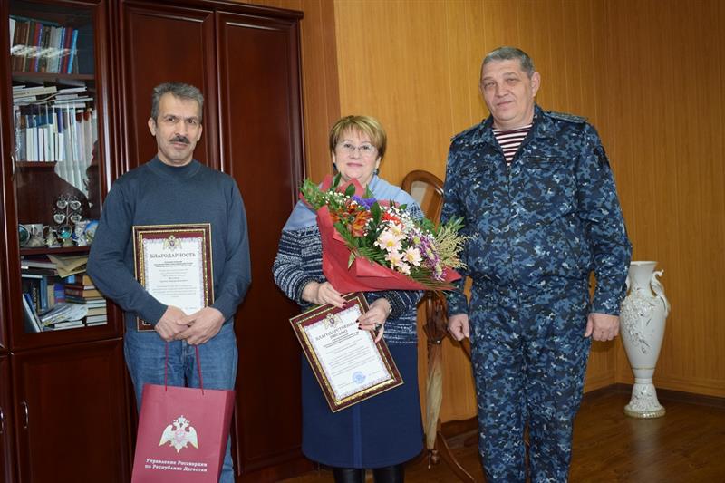 Представители Росгвардии поздравили журналистов Северного Кавказа с Днем российской печати