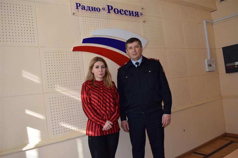 «В эфире Росгвардия»: радиослушателям ГТРК «Дагестан» рассказали  о преимуществах службы в Росгвардии