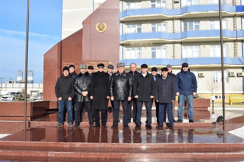 Росгвардейцы Дагестана почтили память сослуживцев, погибших во время кизлярских и первомайских трагедий