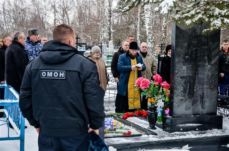 Пензенским журналистам рассказали о подвиге погибшего земляка-омоновца