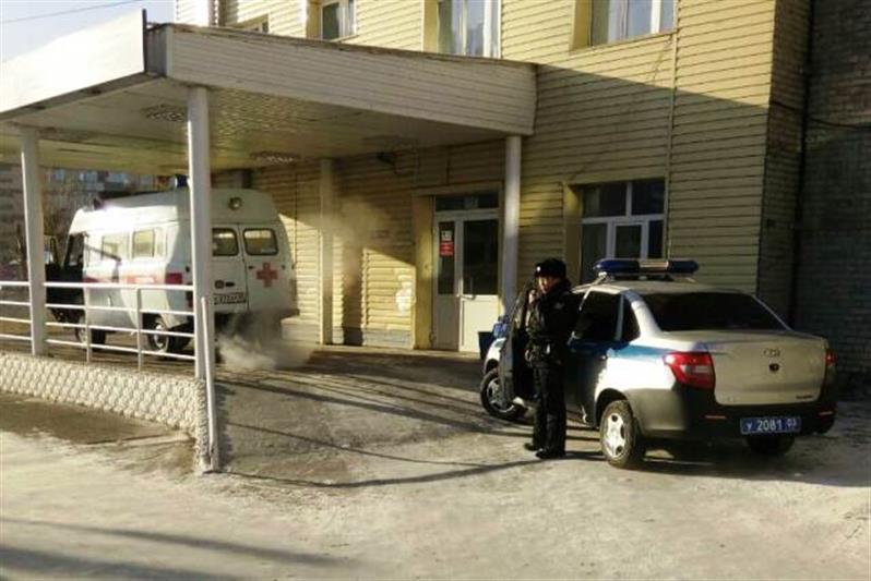 Росгвардейцы задержали подозреваемую в нападении на бригаду скорой помощи в Улан-Удэ