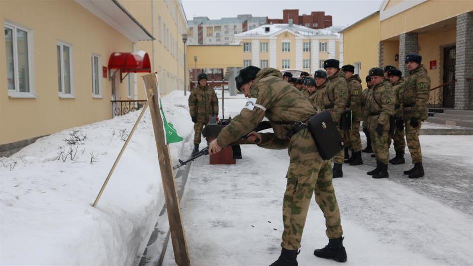 В Уральском округе Росгвардии стартовал зимний период обучения