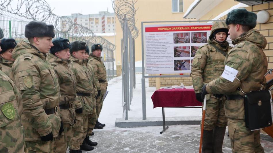 В Уральском округе Росгвардии стартовал зимний период обучения