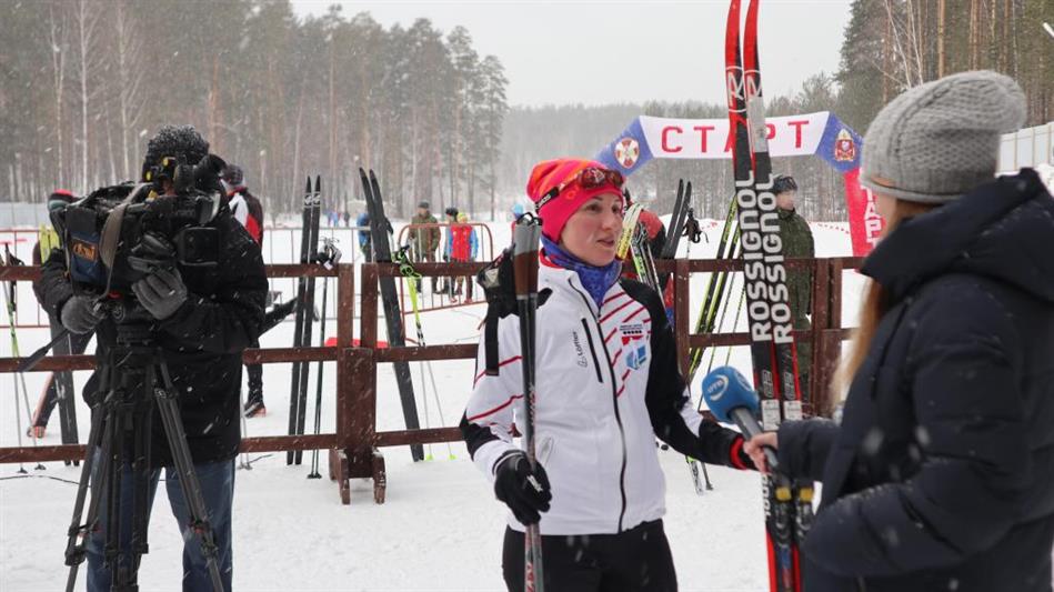 В Екатеринбурге стартовал чемпионат Уральского округа Росгвардии по лыжным гонкам и служебному двоеборью