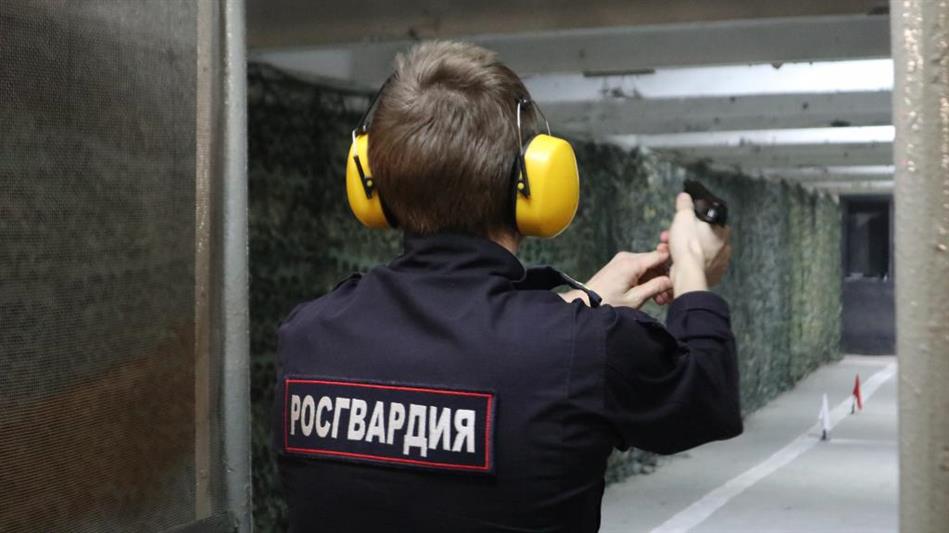 В Екатеринбурге завершился чемпионат Уральского округа по лыжным гонкам и служебному двоеборью
