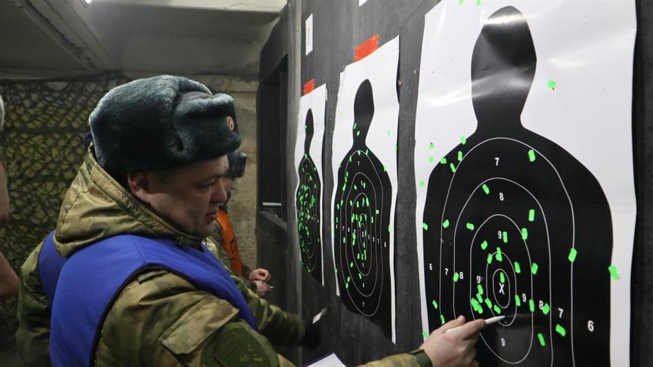 В Екатеринбурге завершился чемпионат Уральского округа по лыжным гонкам и служебному двоеборью