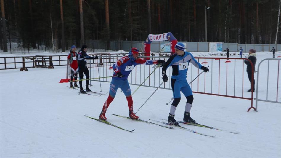 В Екатеринбурге завершился чемпионат Уральского округа по лыжным гонкам и служебному двоеборью