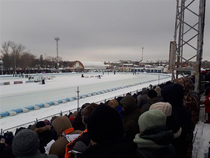 В Зауралье росгвардейцы обеспечивают безопасность Чемпионата России по мотогонкам на льду 