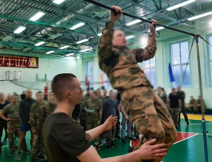 В архангельском отряде спецназначения «Ратник» прошла областная новогодняя спартакиада 