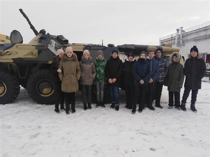 Росгвардейцы рассказали белгородским школьникам о боевом пути Героя Советского Союза Алексея Волошина