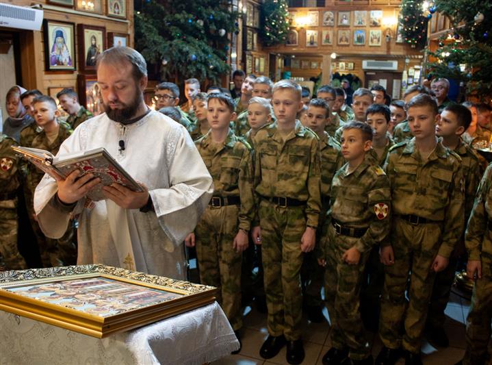 Воспитанники МПКУ им. М.А. Шолохова приняли участие в божественной литургии