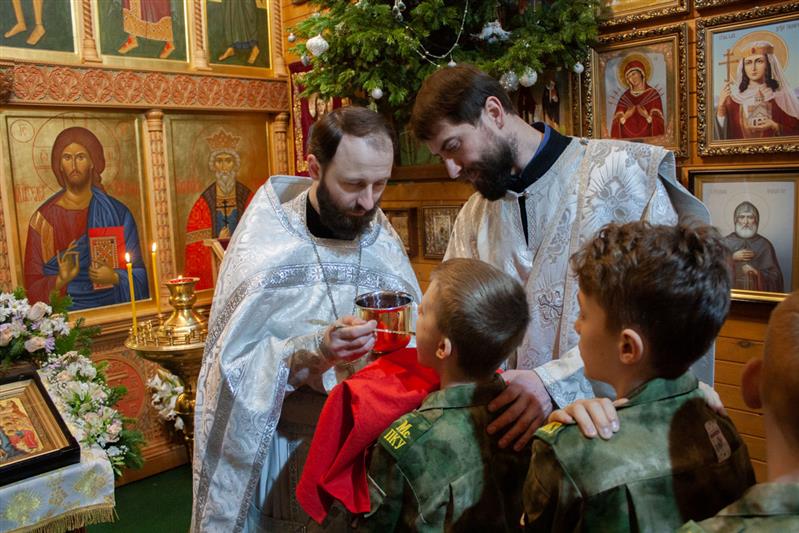 Воспитанники МПКУ им. М.А. Шолохова приняли участие в божественной литургии