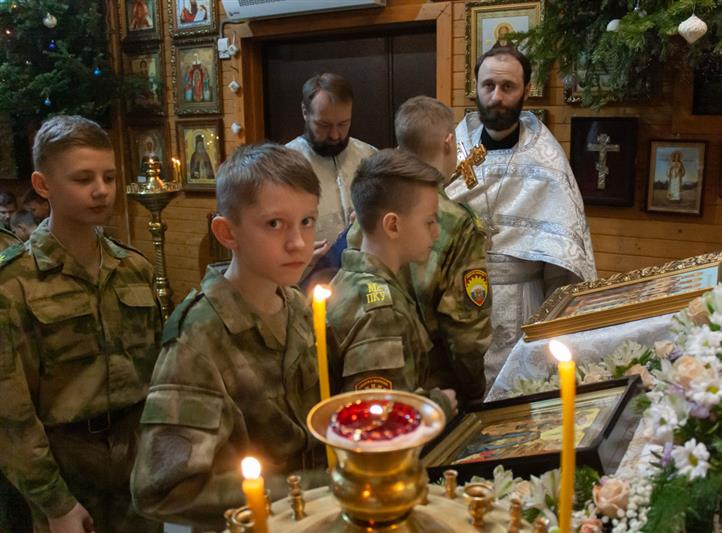 Воспитанники МПКУ им. М.А. Шолохова приняли участие в божественной литургии