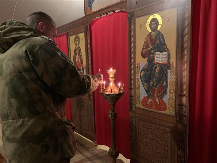 В Ханкале военнослужащие Росгвардии встретили светлый праздник Рождества Христова в храме-палатке