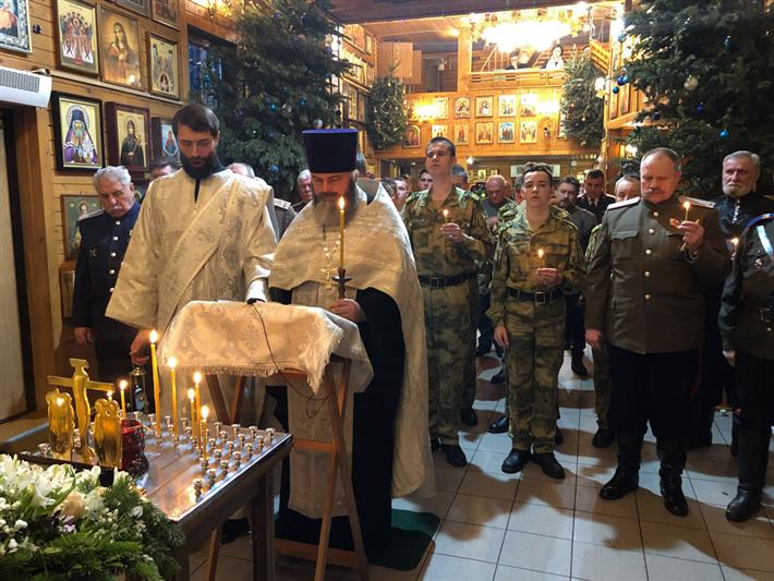 В храме при МПКУ им. М.А. Шолохова почтили память жертв политики расказачивания