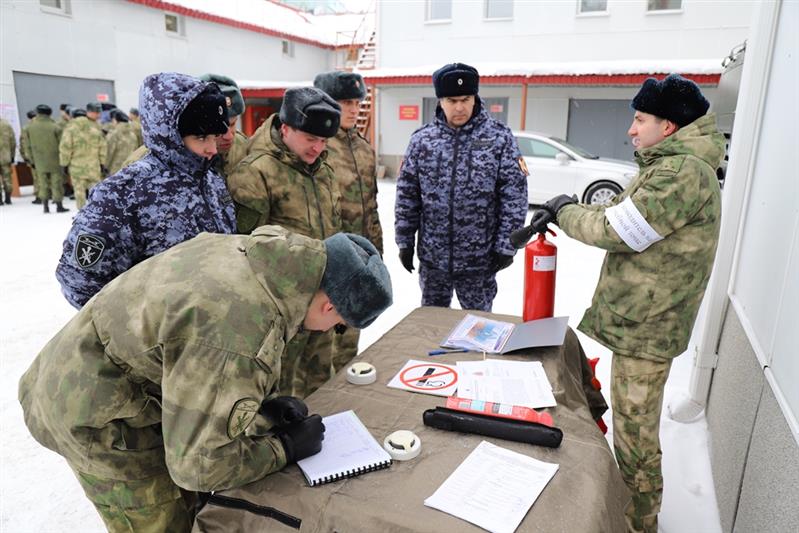В Уральском округе Росгвардии стартовал зимний период обучения