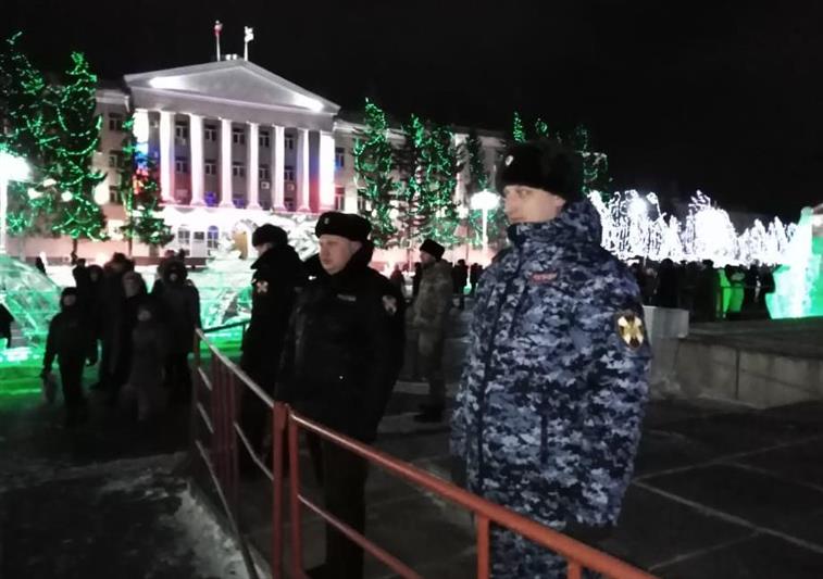 Росгвардия Урала обеспечила безопасность Нового года в округе