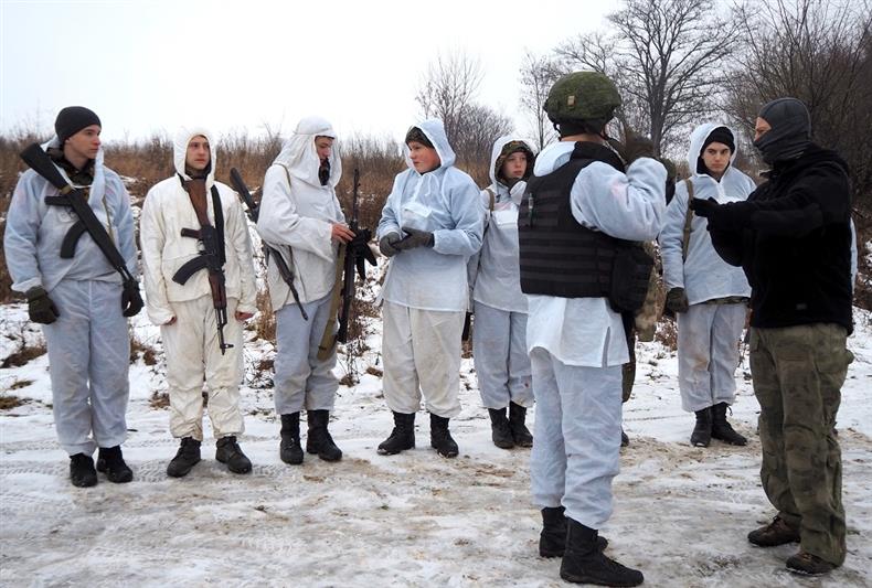 В Белгородской области проведён полевой выход военно-патриотического клуба имени Героя России Вячеслава Воробьёва