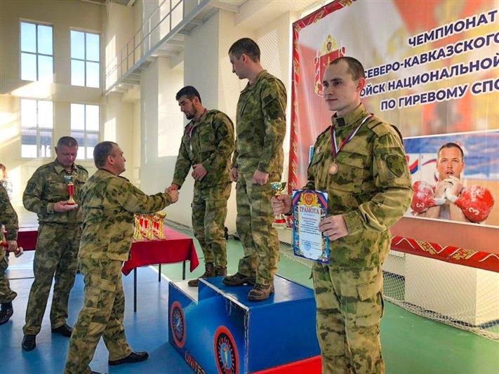 Определились победители чемпионата Северо-Кавказского округа Росгвардии по гиревому спорту