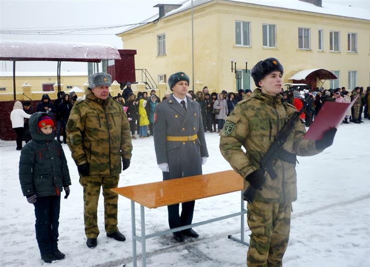 Более ста новобранцев приведены к военной присяге в астраханском батальоне Росгвардии