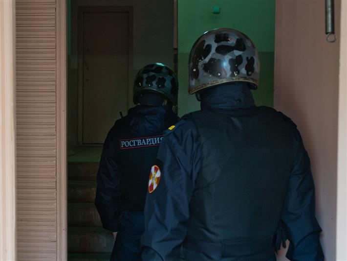 В Абакане сотрудники Росгвардии задержали нетрезвого дебошира