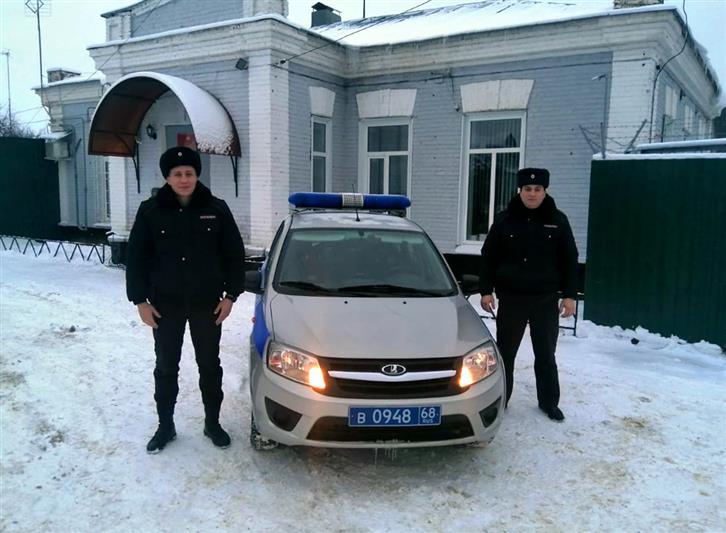 В Моршанске росгвардейцы задержали подозреваемого в краже, взявшегося за нож при проверке документов