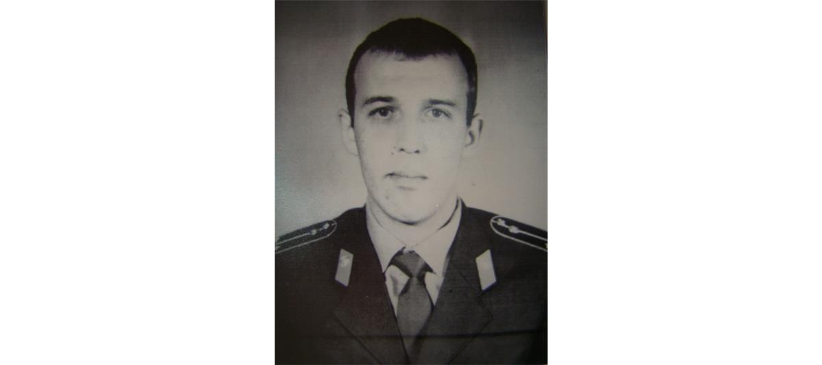 Сотрудники сыктывкарского СОБР почтили память боевого товарища, погибшего при исполнении служебного долга