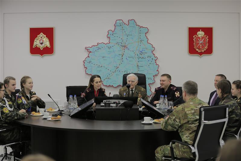 Тульские и волгоградские росгвардейцы провели телемост с участниками Сталинградской битвы 