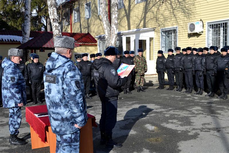 В Кургане и Тюмени росгвардейцы приняли участие в мероприятиях, посвященных празднованию Дня защитника Отечества