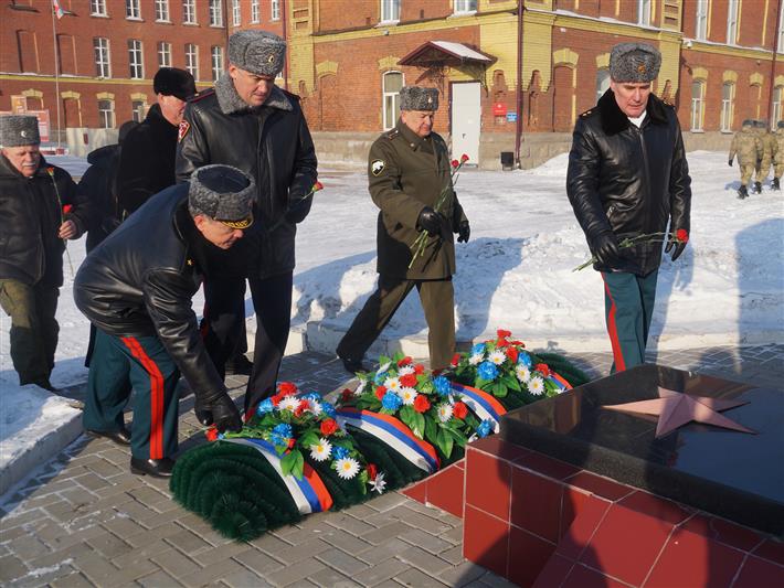 Мемориальная доска в честь командира полка войск правопорядка открыта в Иркутске
