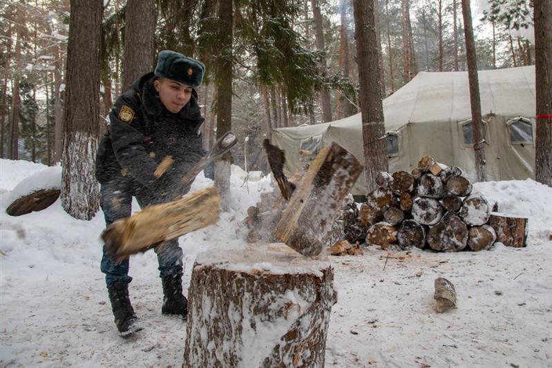СЛЁТ НА БЕРЕГУ КАМЫ